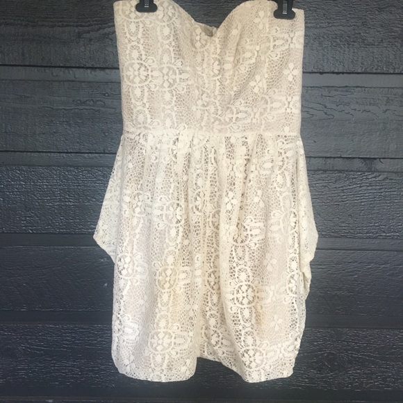 ASOS Dreamy Lacey Dress - Picture 1 of 4